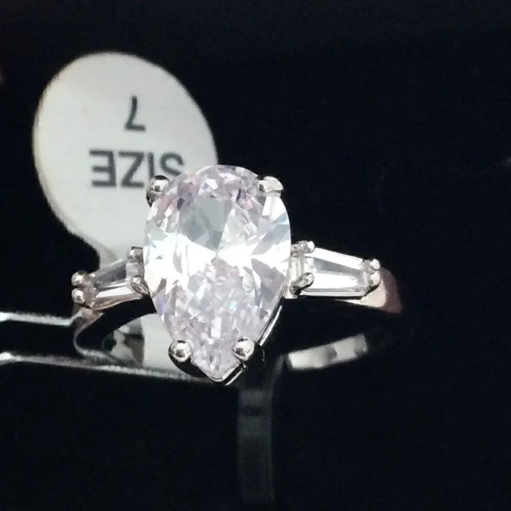 NWT Peermont Sz 7 engagement ring